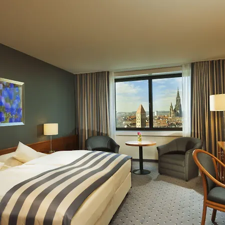 Отель Maritim 4*