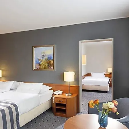 Maritim 4* Ουλμ