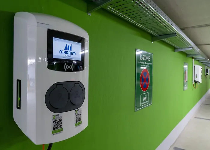 Отель Maritim 4*