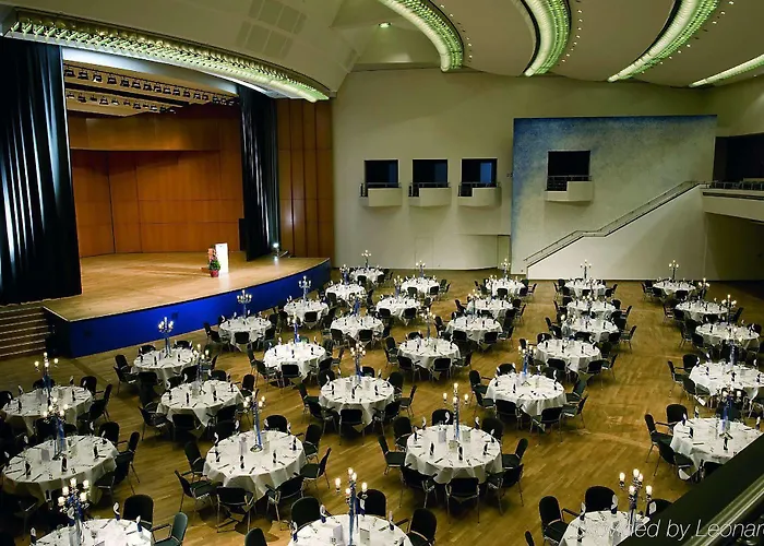 Отель Maritim 4*